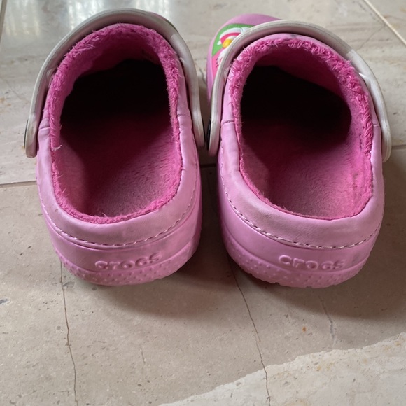 Hello Kitty lined Crocs - Picture 2 of 8